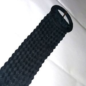 Black stretchy belt elasticized stylish 80s chic